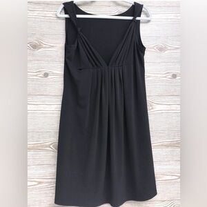 Kenneth Cole Reaction V neck mini sz m NWT